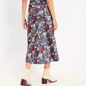 Like new Loft peacock paisley floral midi calf length satin bias skirt
